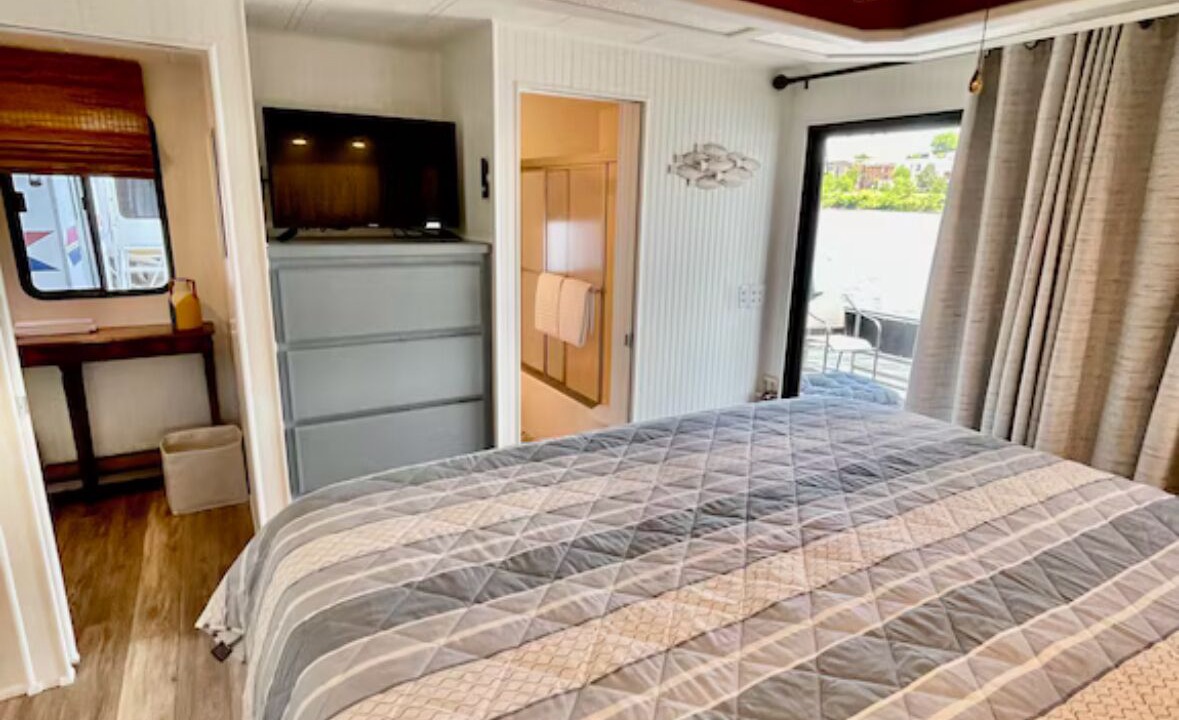 Photo of Bedroom in Downtown Knoxville