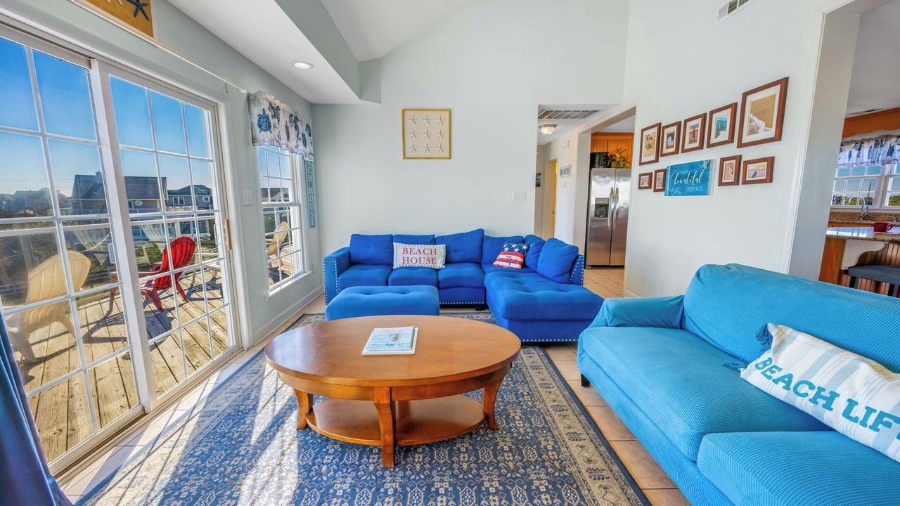 Photo of Bedroom in Waves