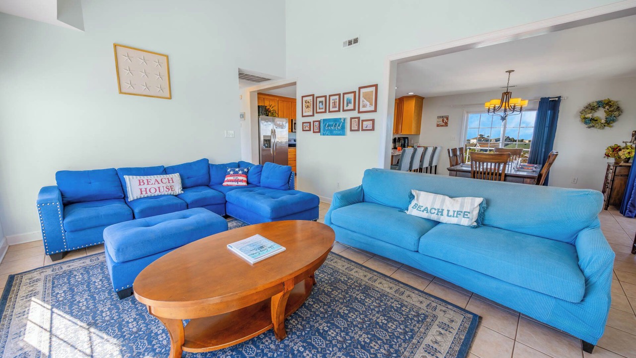 Photo of Bedroom in Waves