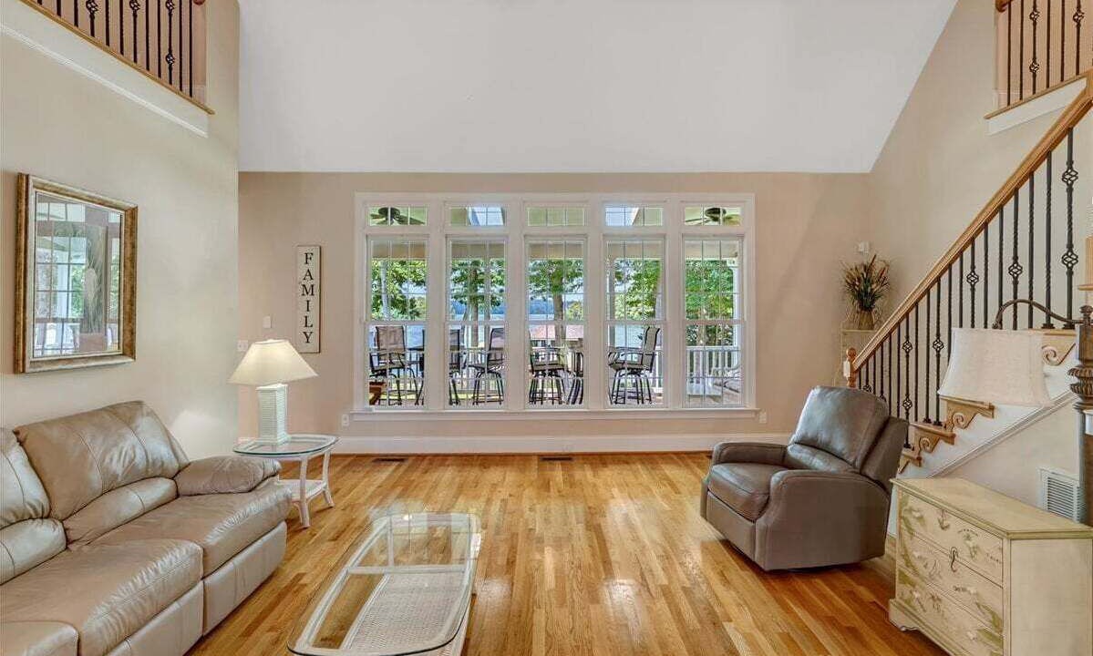 Photo of Livingroom in Macon