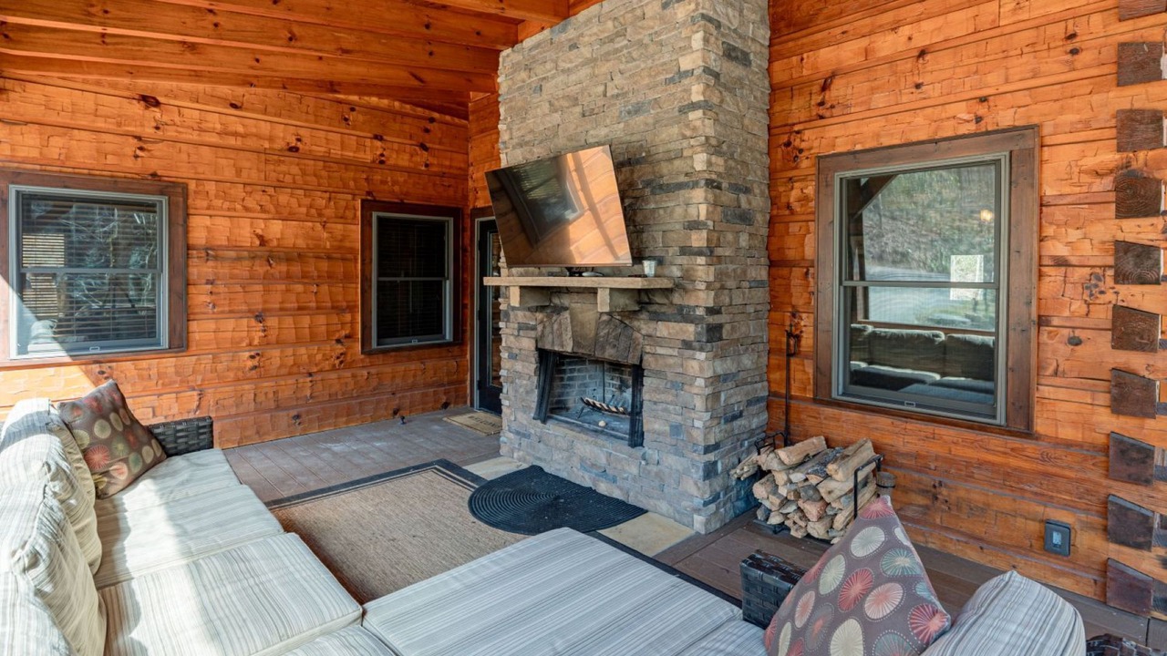 Photo of Livingroom in Topton