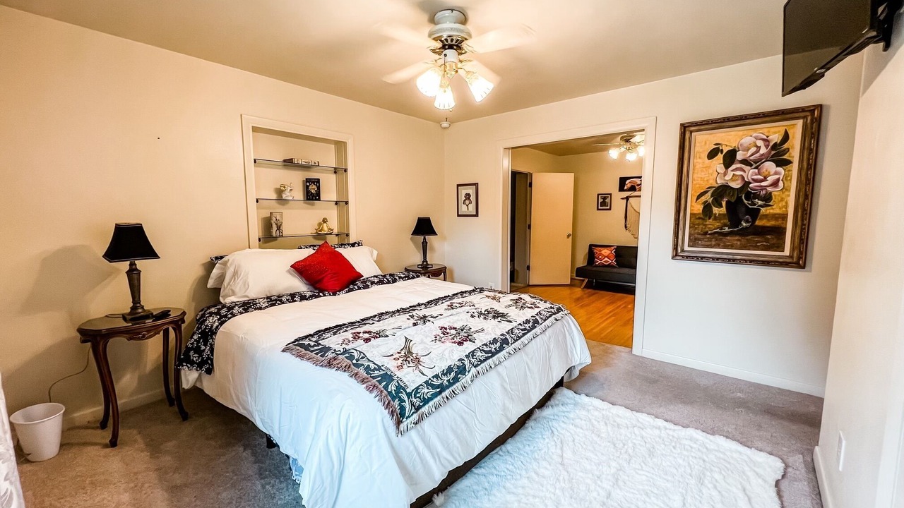 Photo of Bedroom in Owensboro