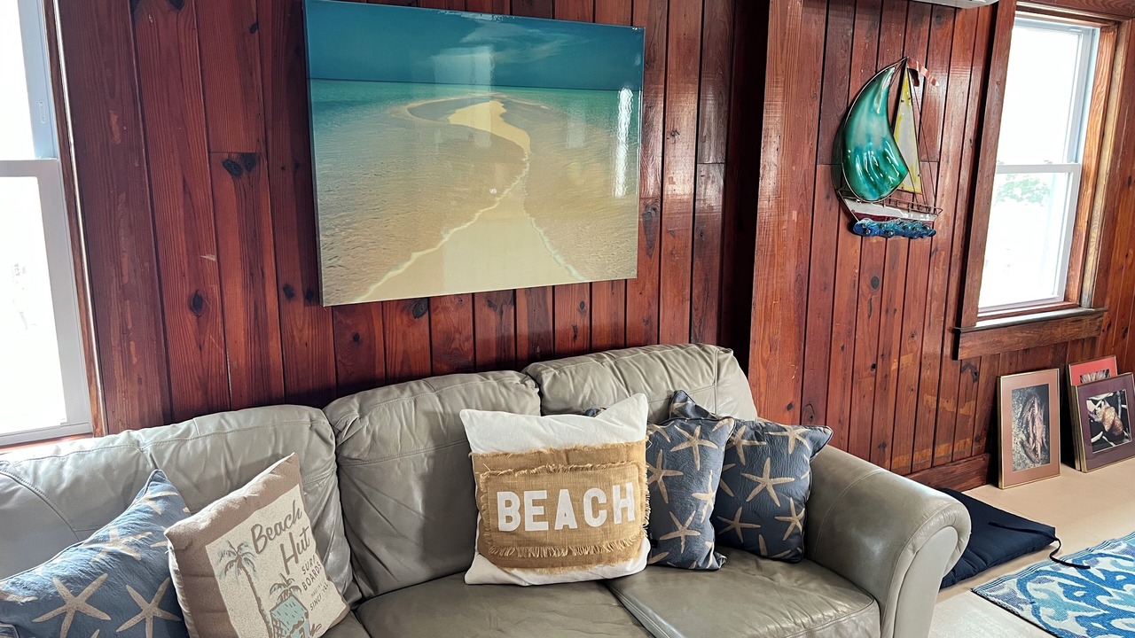Photo of Livingroom in North Carolina Coast