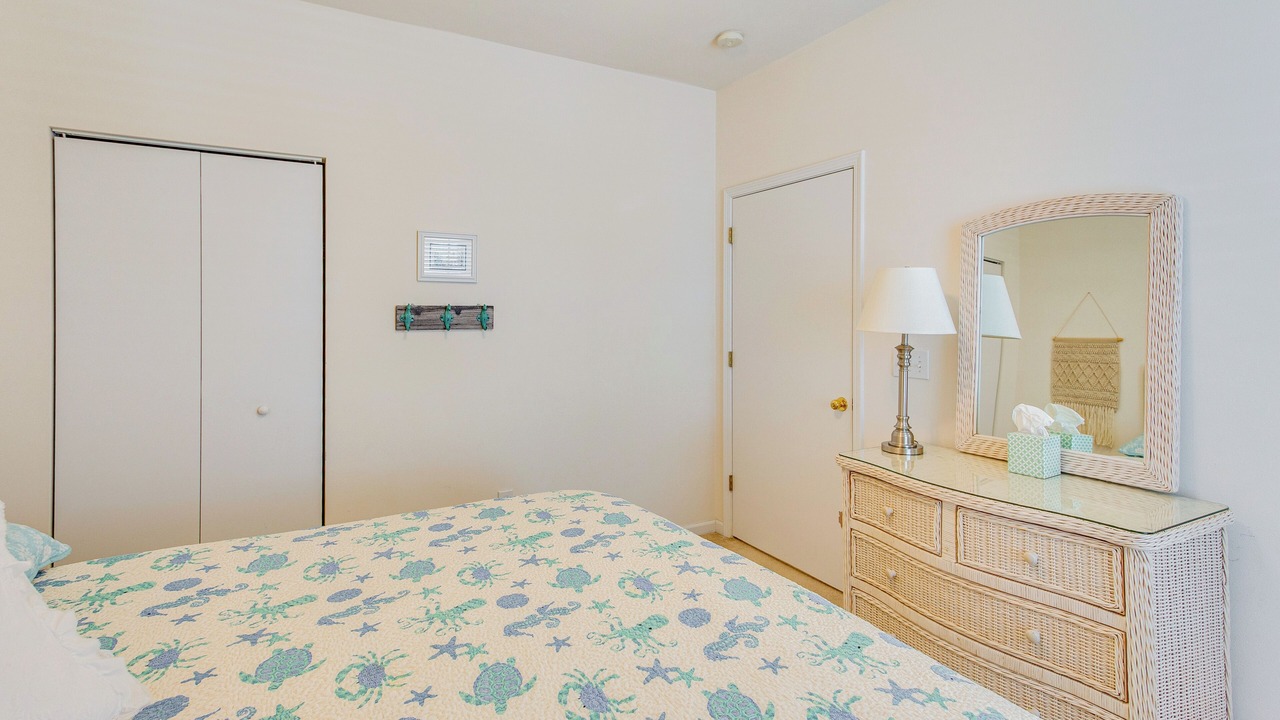 Photo of Bedroom in Sunset Beach