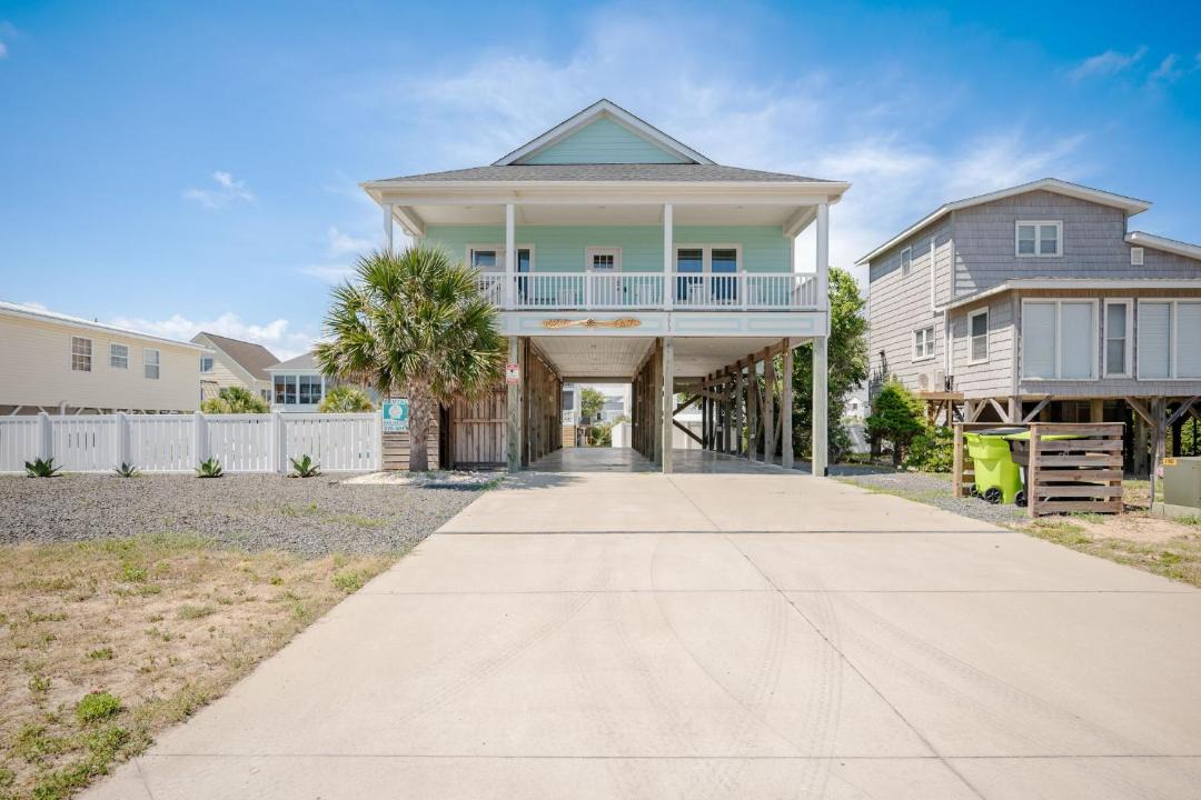 Photo of Others in Oak Island