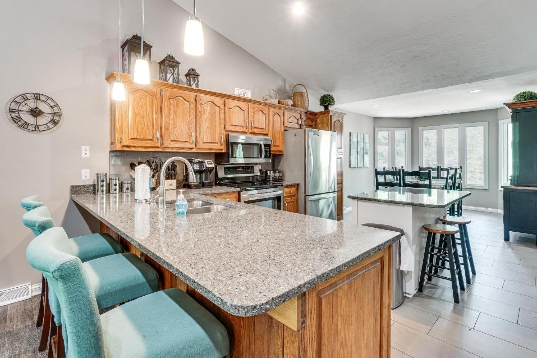 Photo of Kitchen in Byrdstown