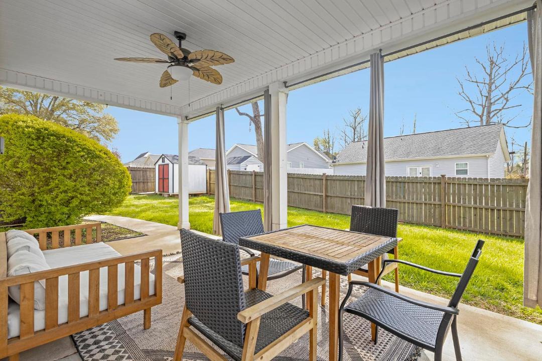 Photo of Patio Balcony in North Belmont