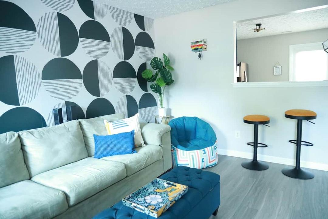 Photo of Livingroom in Northeast Raleigh