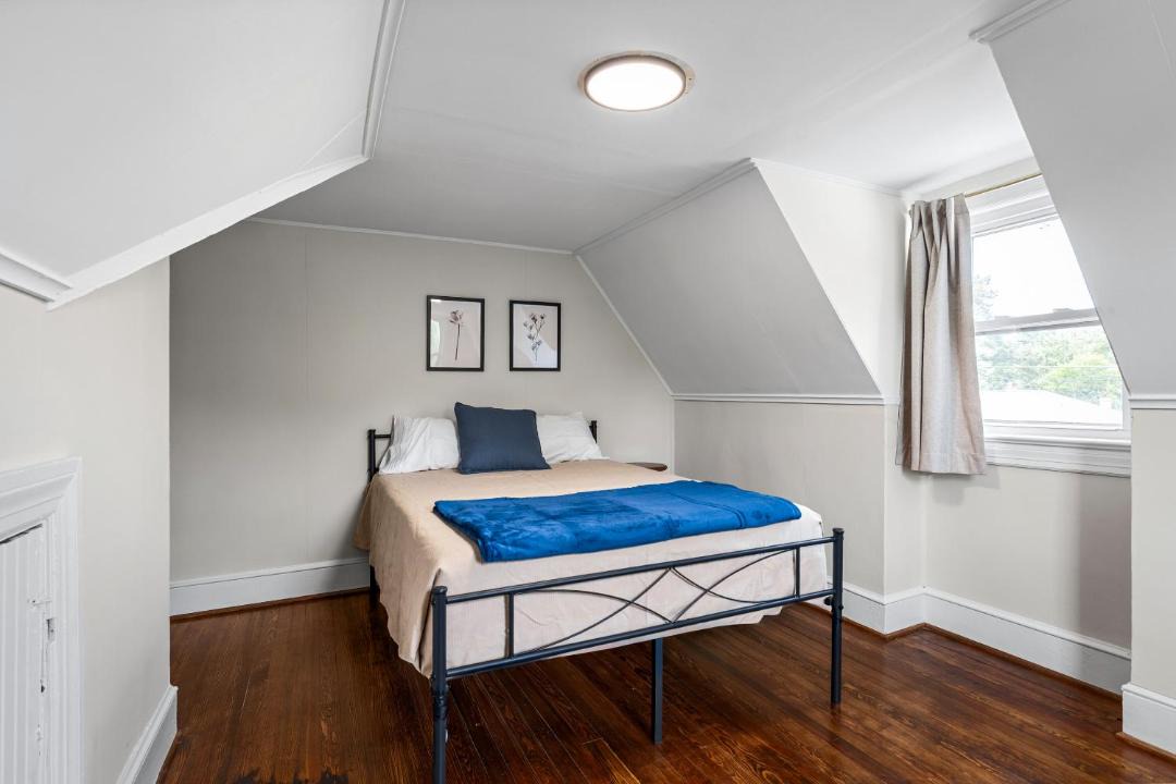 Photo of Bedroom in Montrose