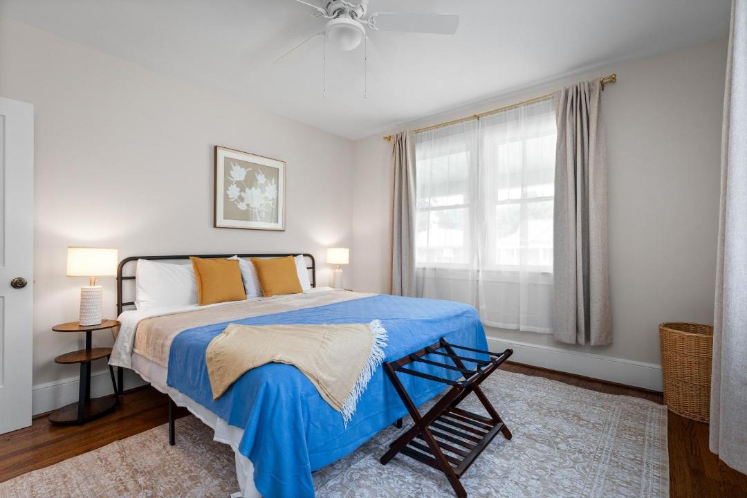 Photo of Bedroom in Montrose