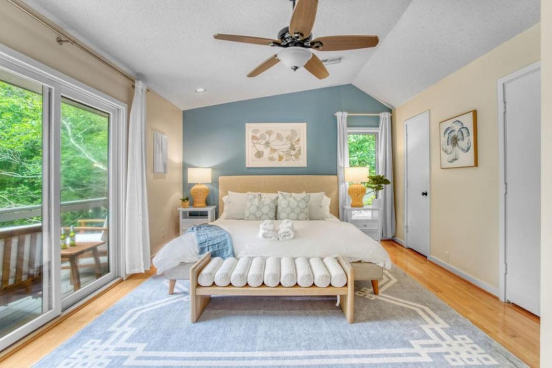 Photo of Bedroom in Jamestown