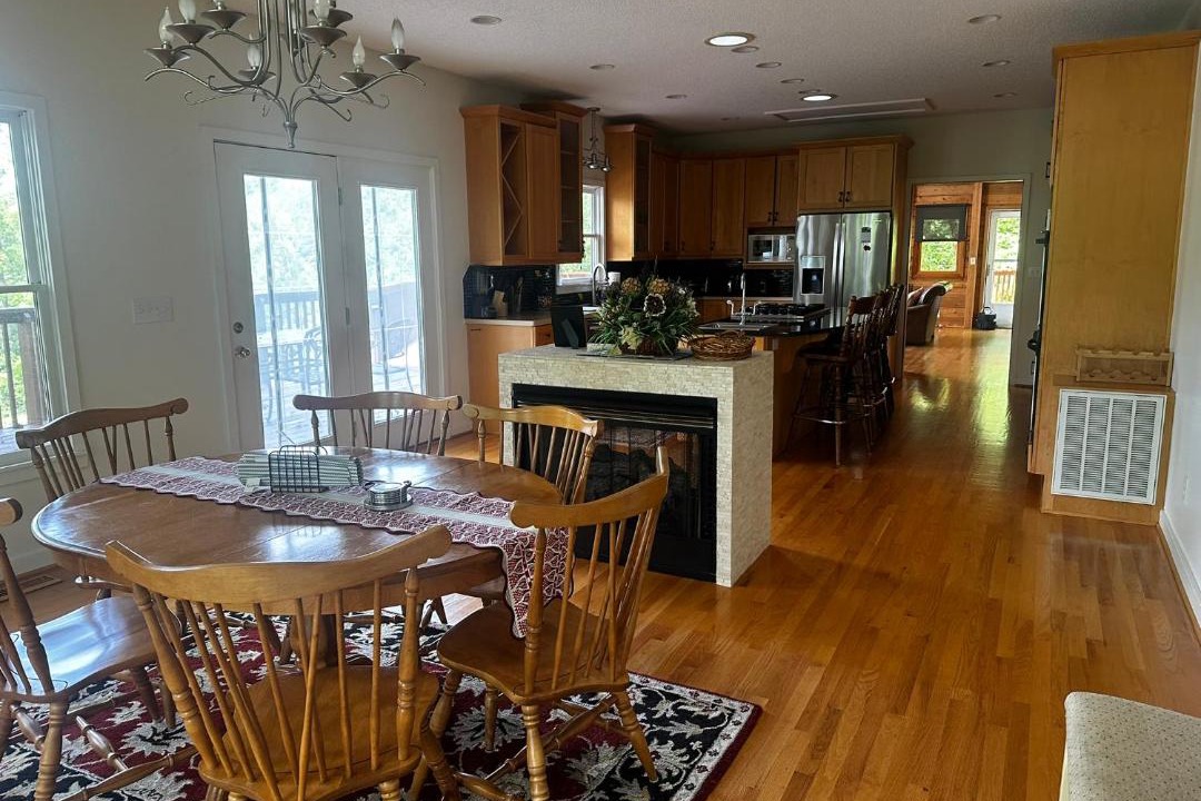 Photo of Kitchen in Pinnacle
