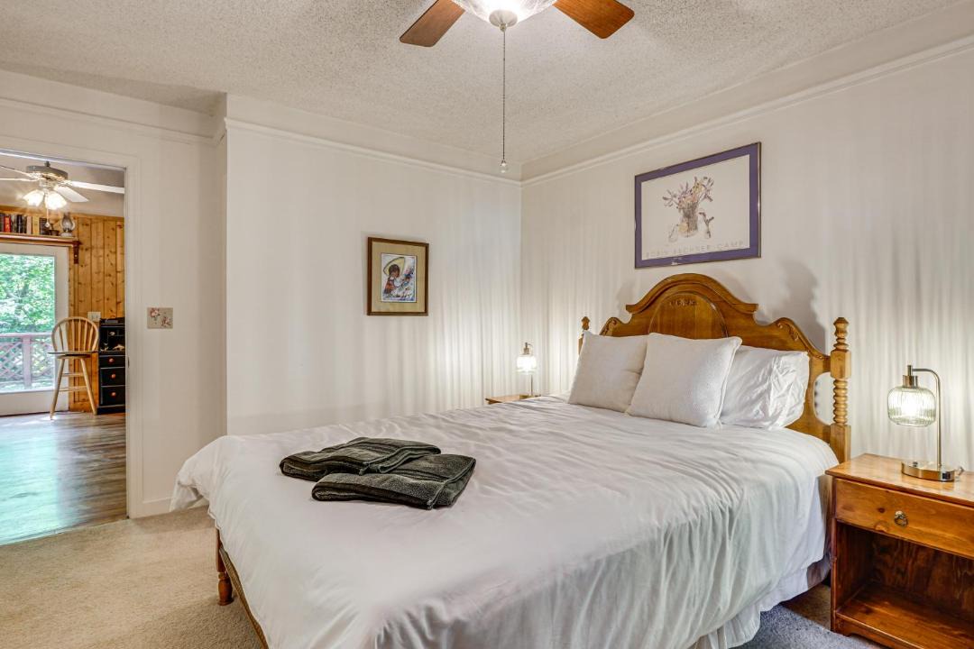 Photo of Bedroom in Sunset
