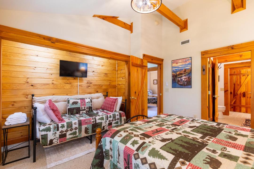 Photo of Bedroom in Boone