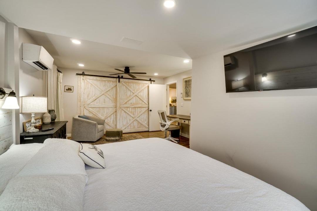 Photo of Bedroom in Sharps Chapel