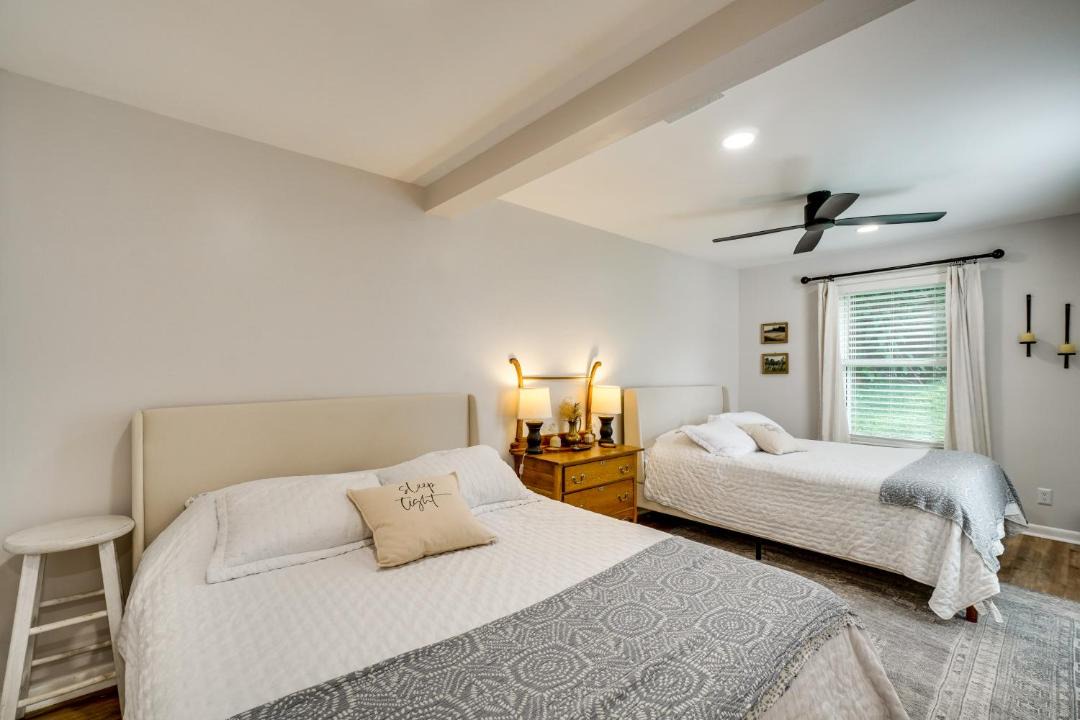 Photo of Bedroom in Sharps Chapel