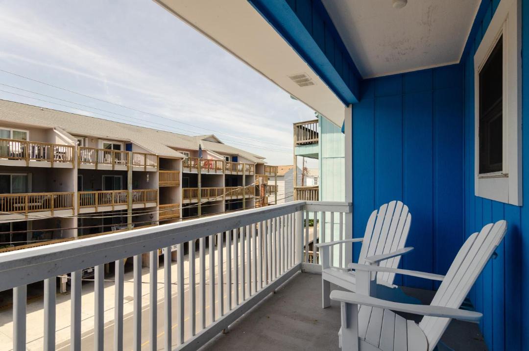 Photo of Patio Balcony in North Carolina Coast
