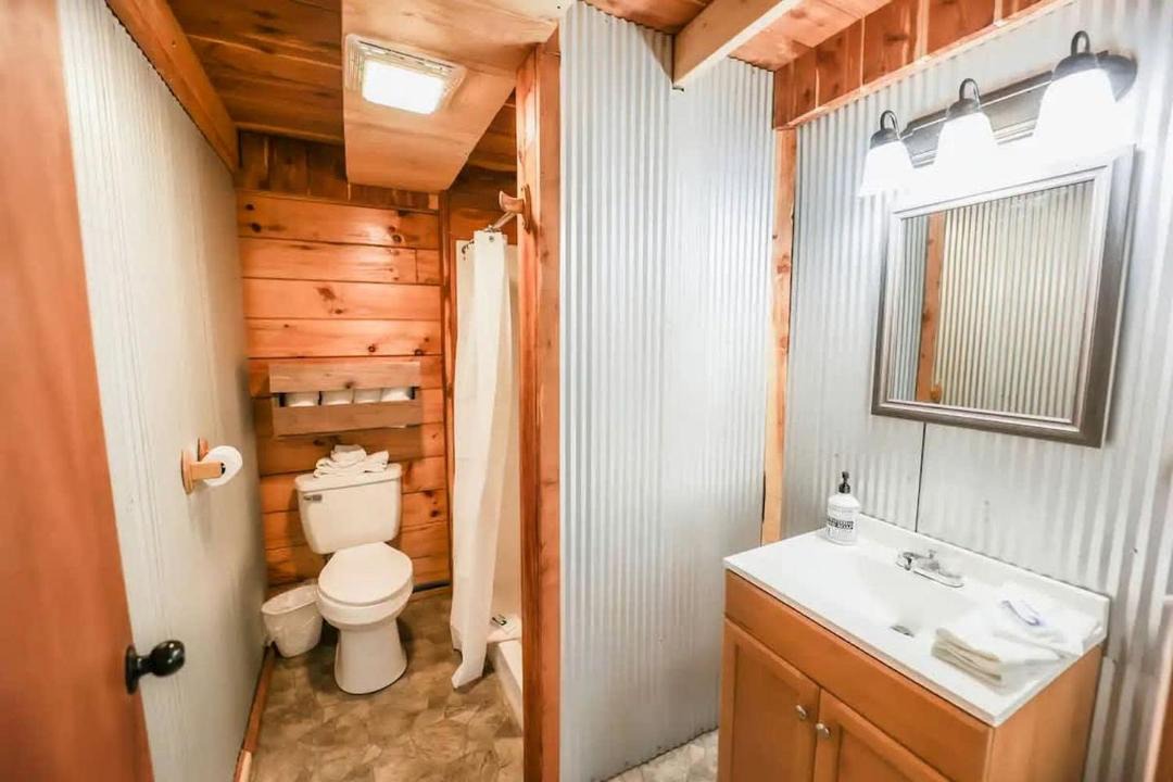 Photo of Bathroom in Columbia