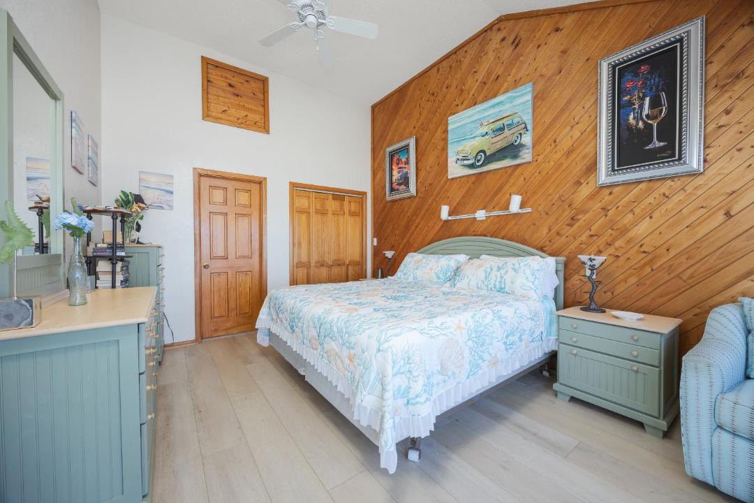 Photo of Bedroom in Avon