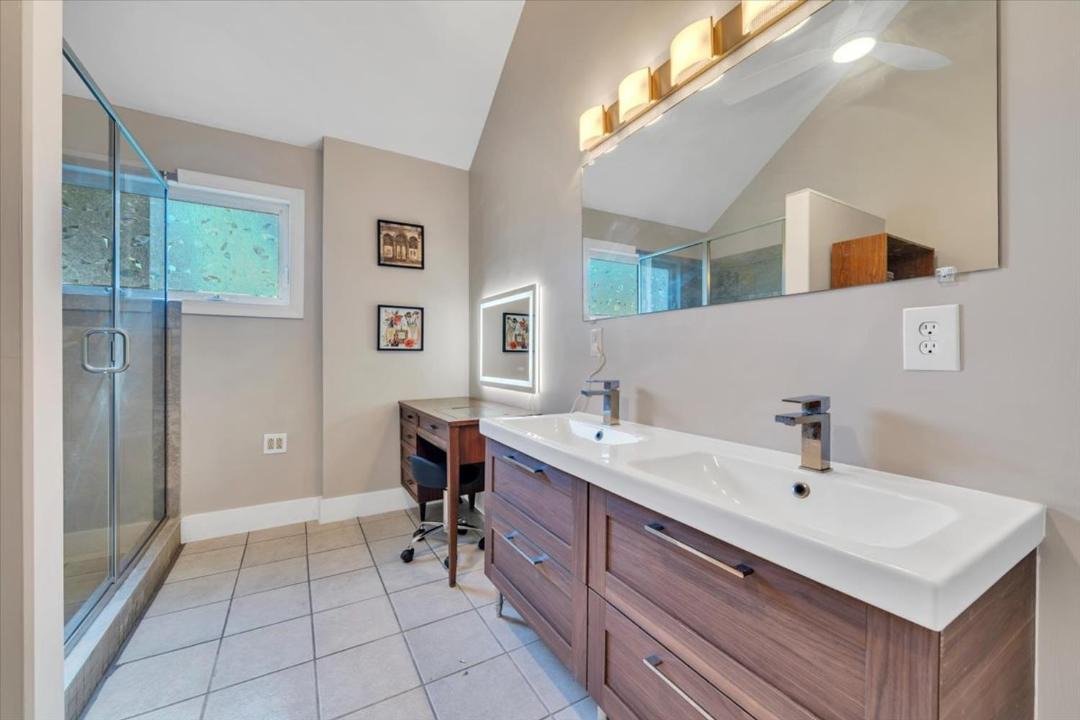 Photo of Bathroom in Daleville
