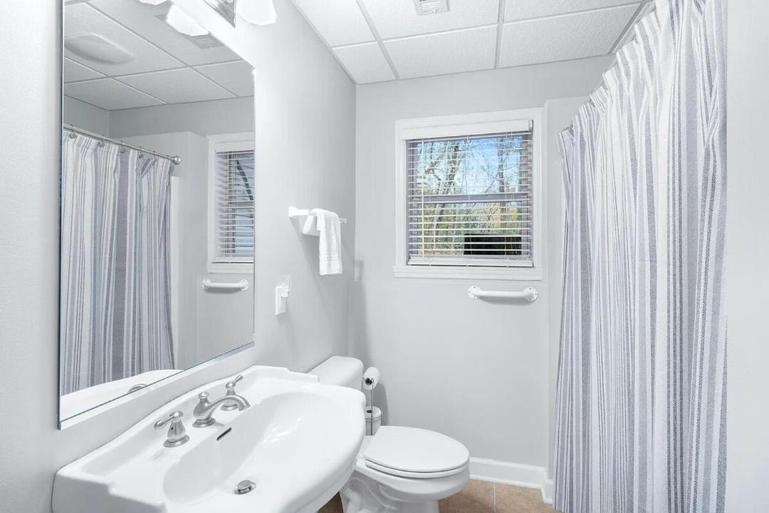 Photo of Bathroom in Ringgold