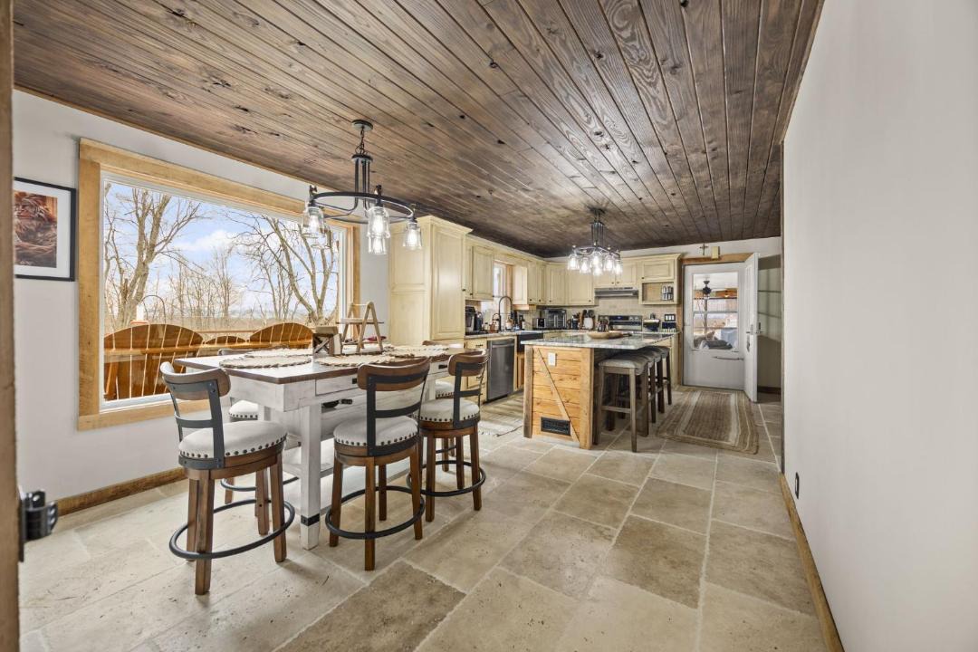 Photo of Kitchen in Byrdstown