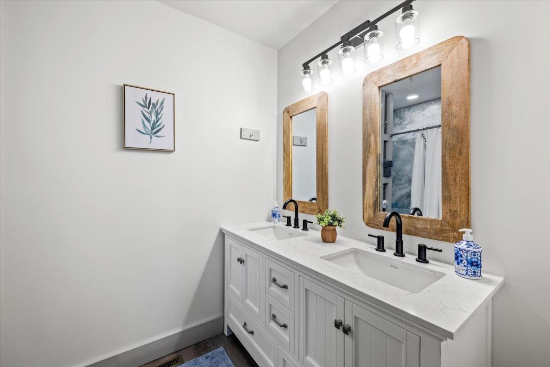 Photo of Bathroom in Horse Shoe