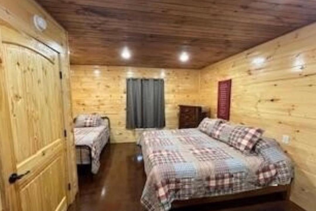 Photo of Bedroom in Oneida