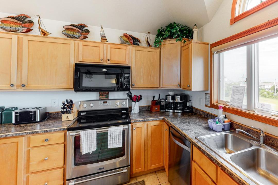 Photo of Kitchen in Waves