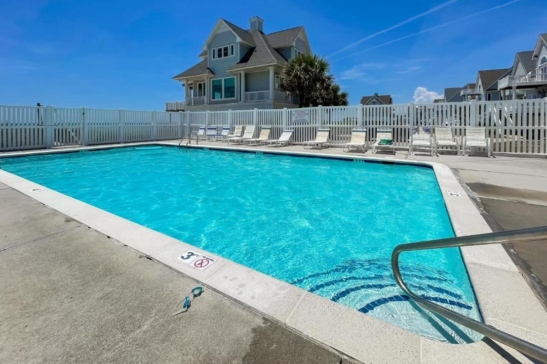 Photo of Patio Balcony in North Topsail Beach