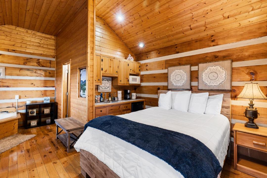 Photo of Bedroom in Fancy Gap