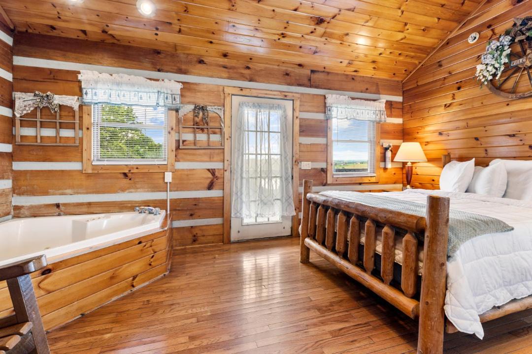Photo of Bedroom in Fancy Gap
