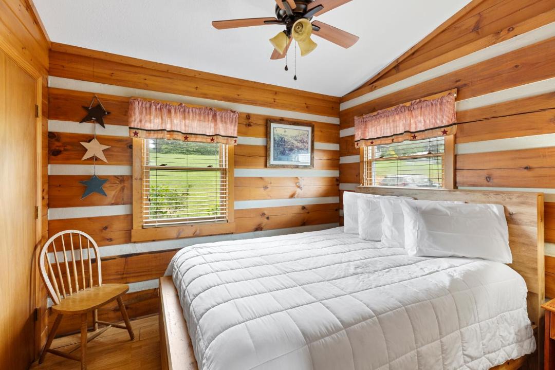 Photo of Bedroom in Fancy Gap