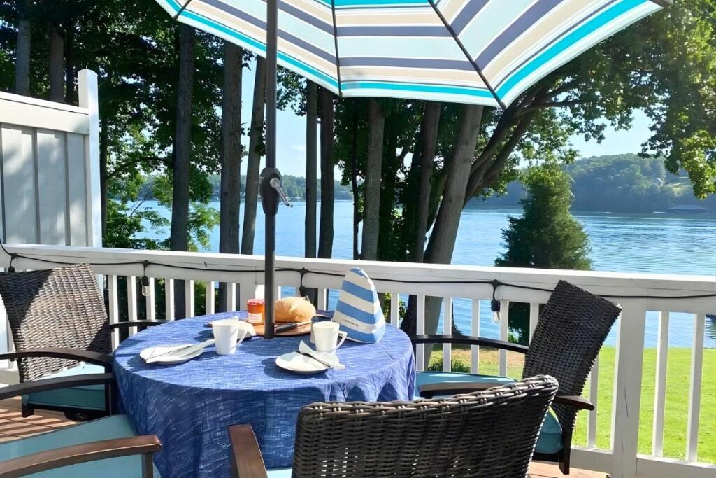 Photo of Patio Balcony in North Shore