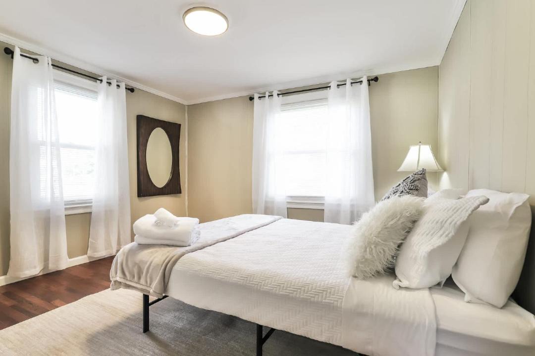Photo of Bedroom in Greensboro