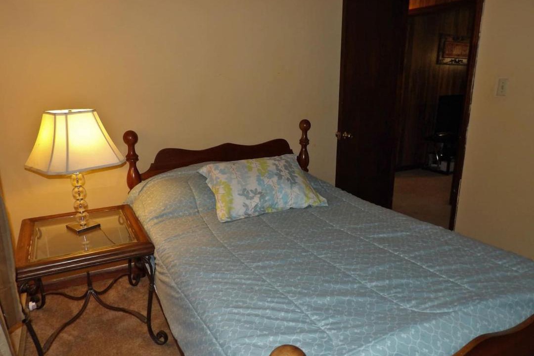 Photo of Bedroom in Madisonville
