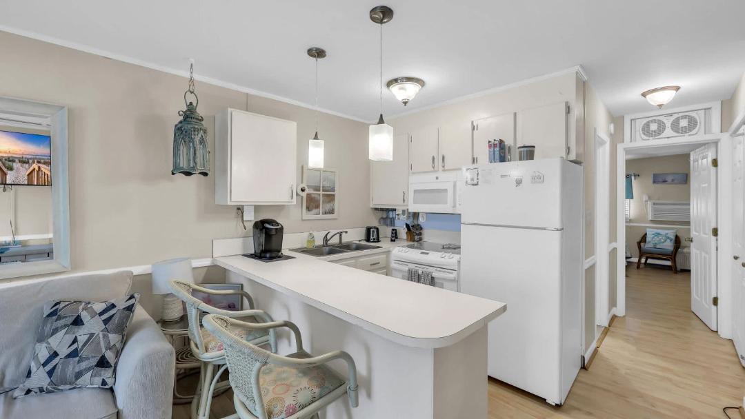 Photo of Kitchen in Ocean Drive