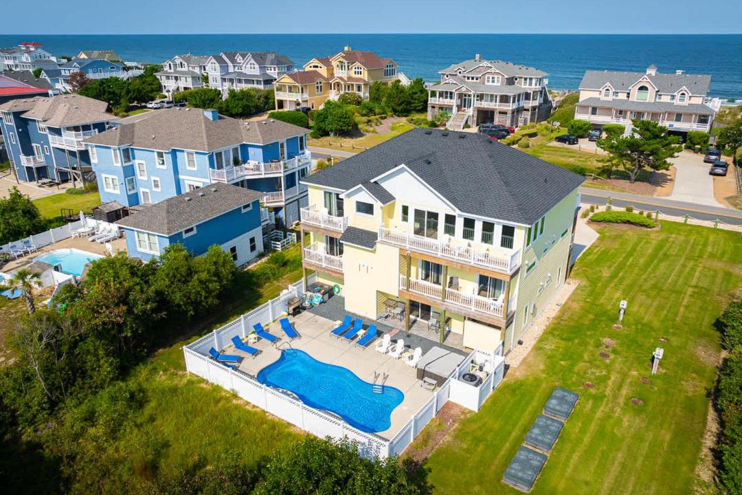 Photo of Others in Whalehead Beach