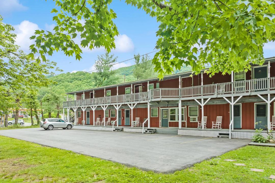 Photo of Others in Maggie Valley