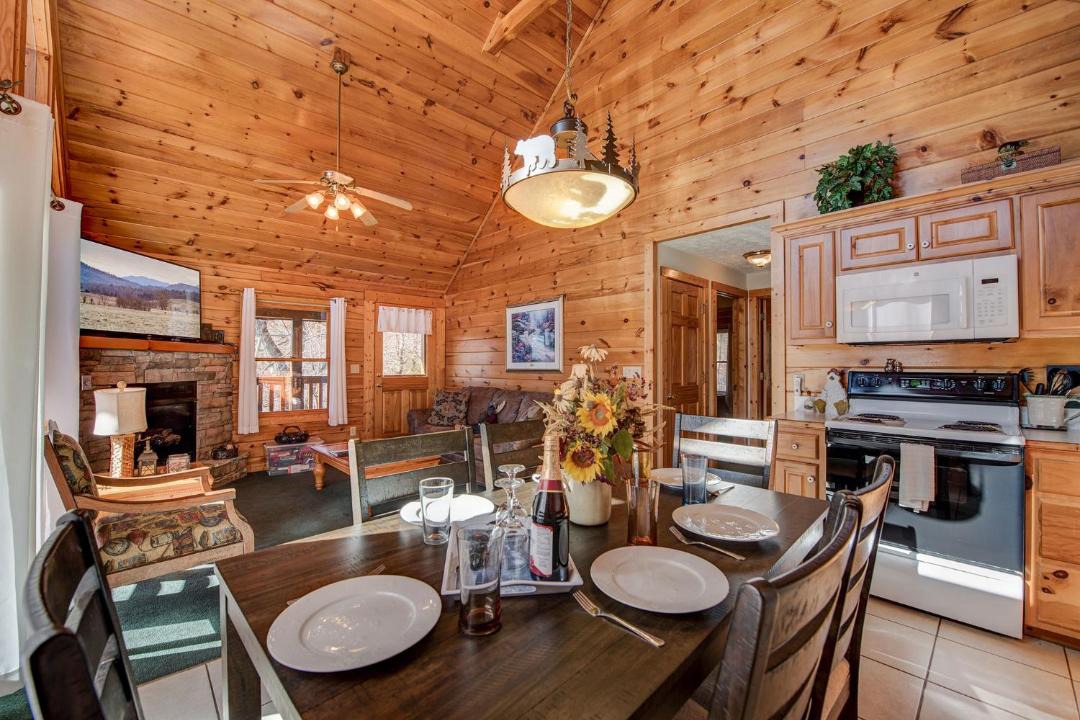 Photo of Kitchen in Black Bear Falls