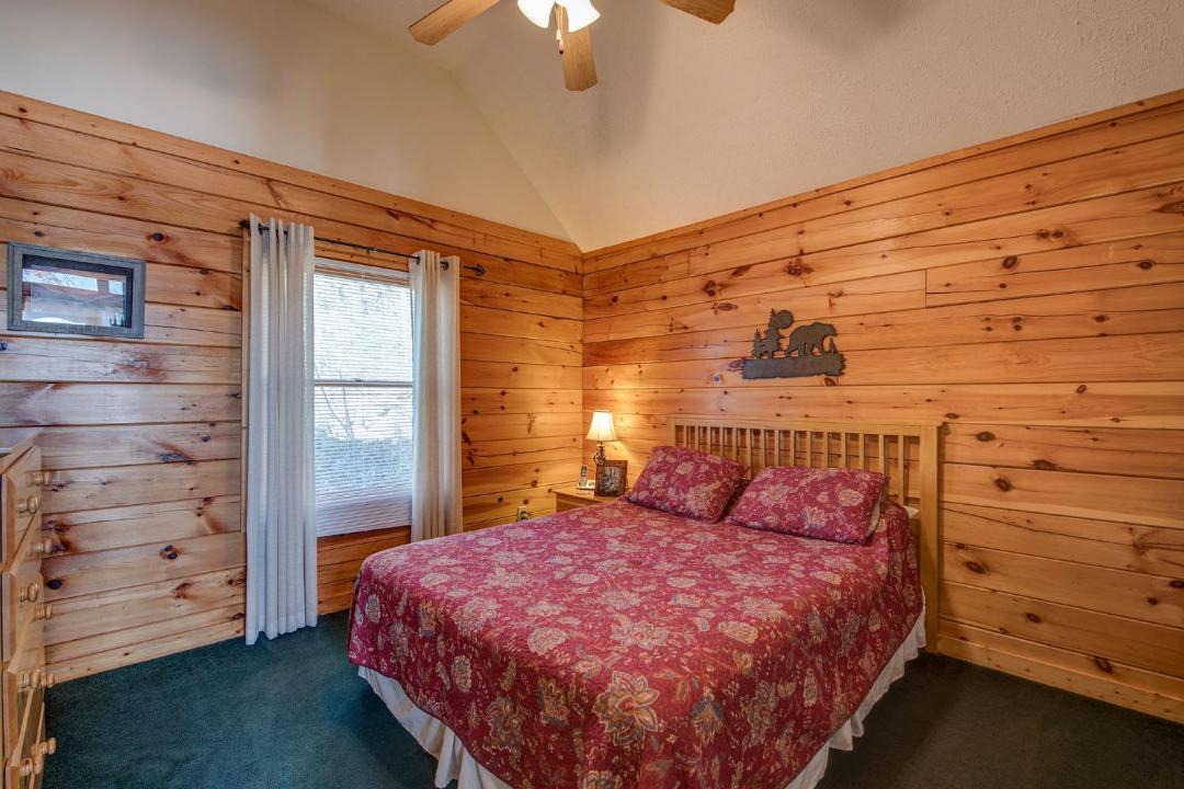 Photo of Bedroom in Black Bear Falls
