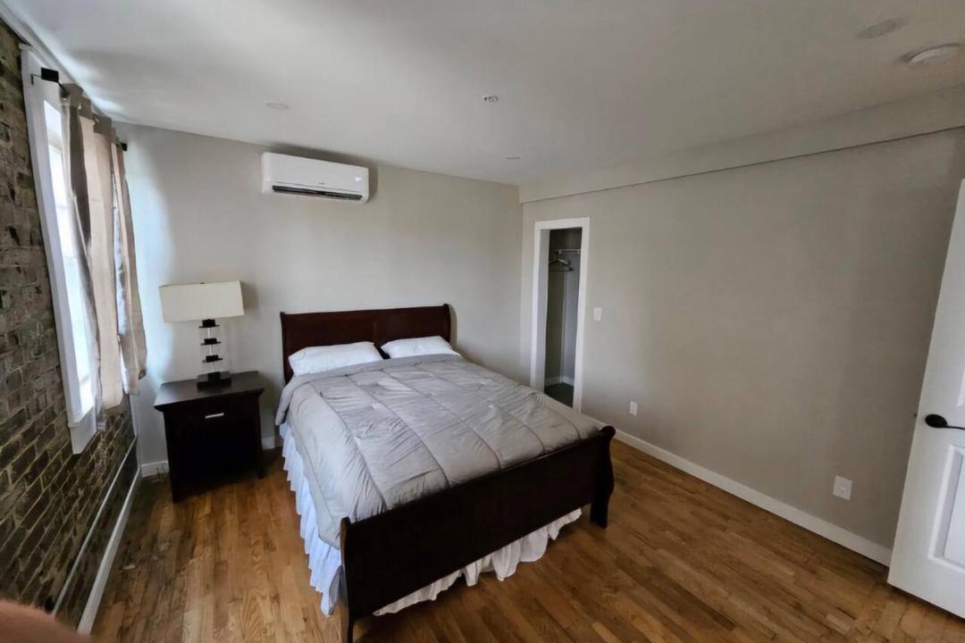 Photo of Bedroom in Maryville