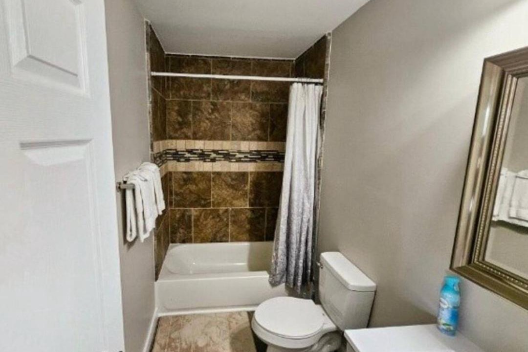 Photo of Bathroom in Maryville