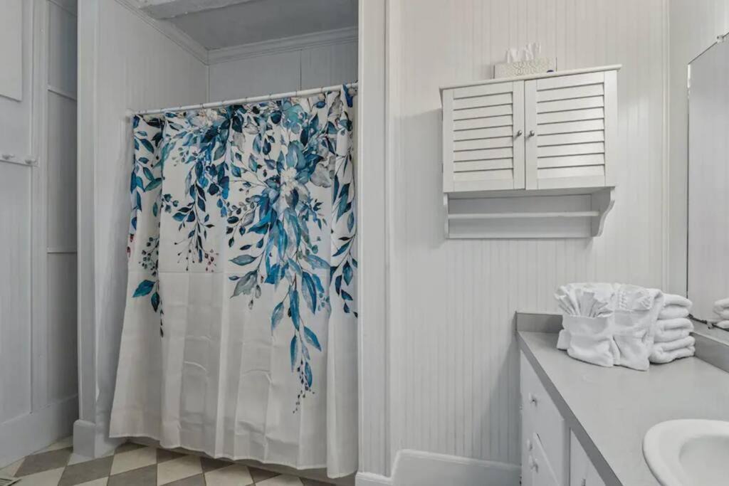 Photo of Bathroom in Morehead City