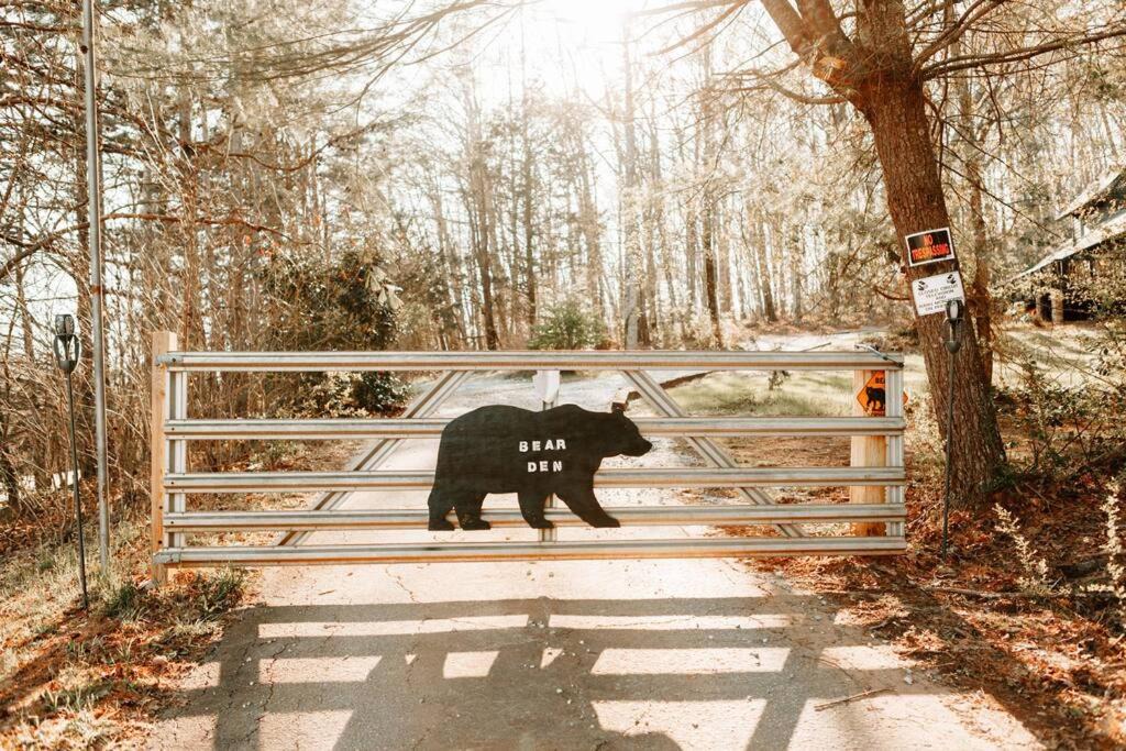 Photo of Others in Pickens