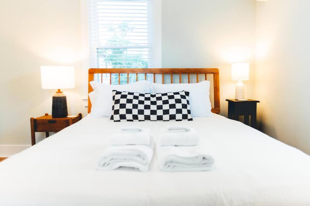 Photo of Bedroom in North Carolina Coast