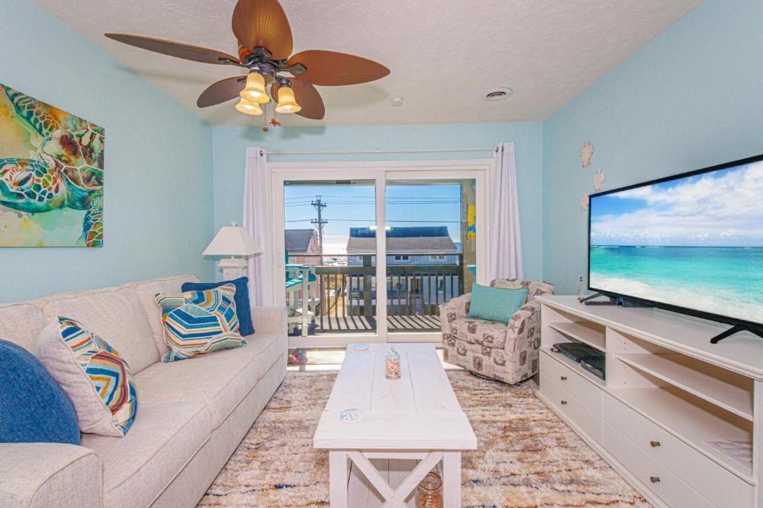 Photo of Livingroom in North Myrtle Beach