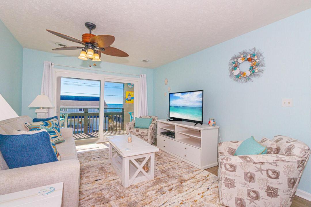Photo of Livingroom in North Myrtle Beach