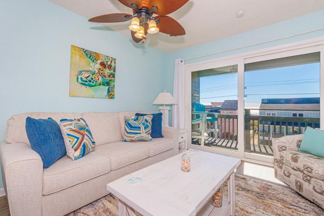 Photo of Livingroom in North Myrtle Beach