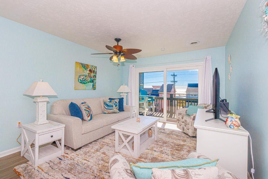 Photo of Livingroom in North Myrtle Beach